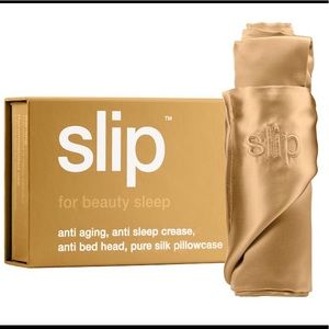 Slip silk gold pillowcase